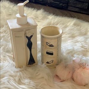 Glamour Soap dispenser and toothbrush holder